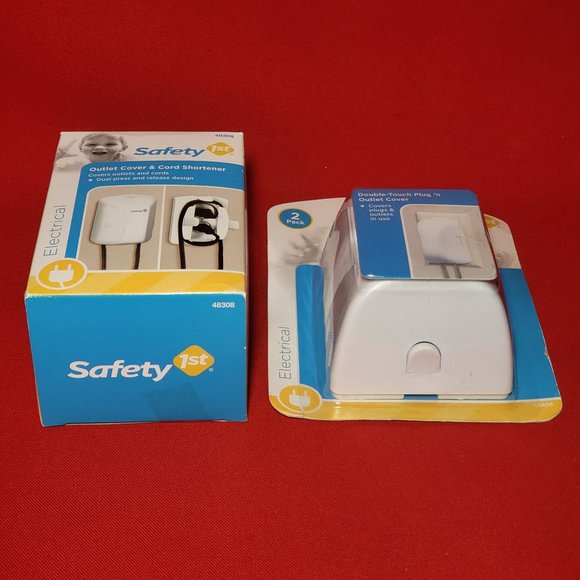 Safety 1st Outlet Cover & Cord Shortener & Double Touch Plug n Outlet Cover Set - Picture 7 of 10